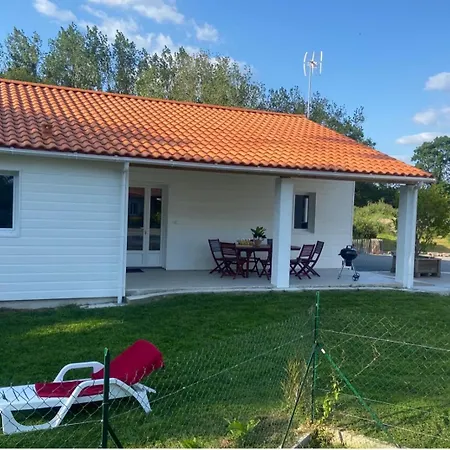 Les De Sophie 85 Agapanthe Holiday home *